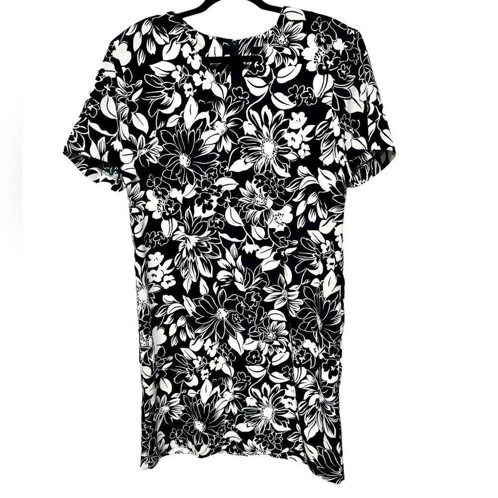 Vintage Sag Harbor Black and White Floral T-shirt Mini Dress Flowy Shift Flowers
